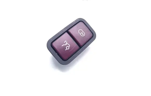 Mercedes-Benz C AMG W205 Tailgate/boot open switch button 2208211479 32132101