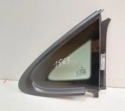 Porsche Taycan 9J1 Rear side window 9J1845298M 43R00049