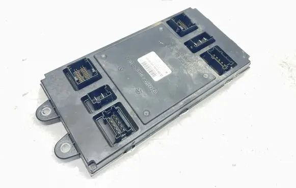 Mercedes-Benz ML W164 Central body control module A1645402501 A1644423200 A1645452316