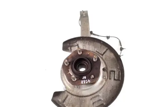 Tesla Model 3 Front wheel hub