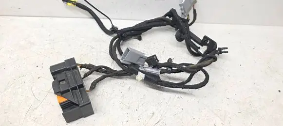 Volvo V40 Seat wiring loom 31348687