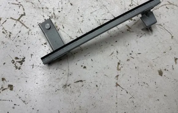 Ford Mustang VI Door glass rail FR3B63263A20 FR3B63263A21