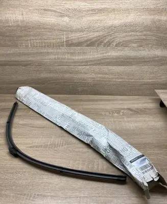 Renault Clio V Windshield/front glass wiper blade 288901480R