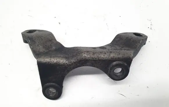 Chevrolet Captiva Engine mounting bracket 96625077