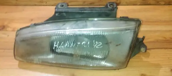 Hyundai Lantra I Headlight/headlamp