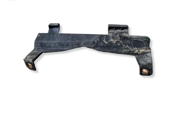 Volvo XC70 Headlight/headlamp mounting bracket 89002985