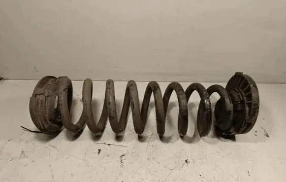 Mercedes-Benz E W213 Rear coil spring