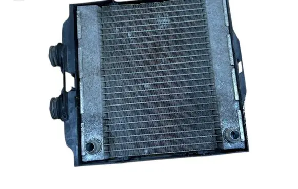 BMW 5 F10 F11 Optional radiator 17117802662 7802662