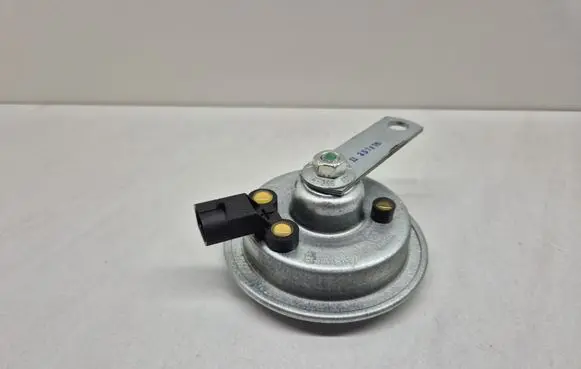 Mercedes-Benz Vito Viano W639 Horn signal A0065427420