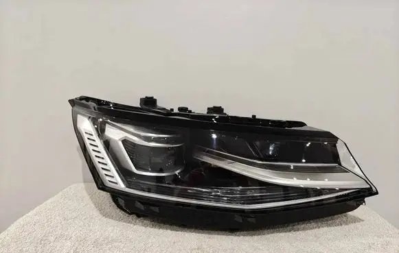 Volkswagen Transporter - Caravelle T7 Headlight/headlamp 2310281037