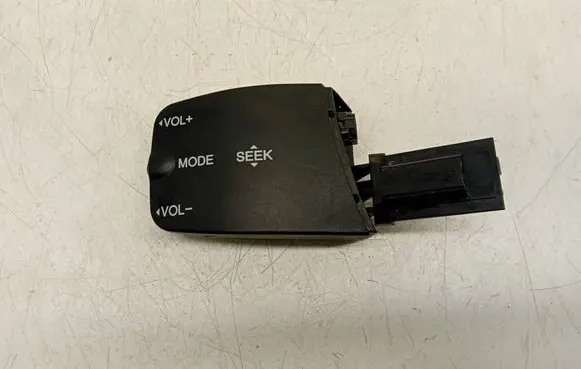 Ford Focus Multifunctional control switch/knob 3M5T14K147