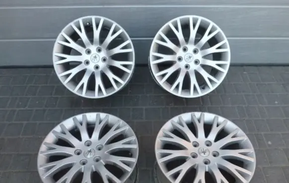 Maserati Quattroporte R18 alloy rim 