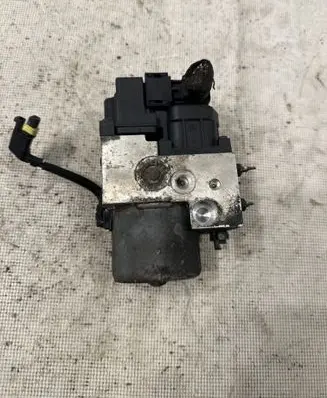 Subaru Forester SG ABS Pump 39272133 3920832