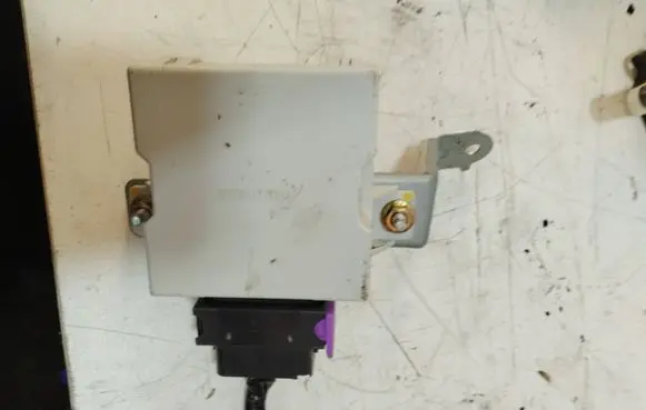 Toyota Avensis T250 Window wiper relay 150696 200306S
