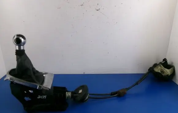 Citroen DS3 Gear shift rod 9675375080