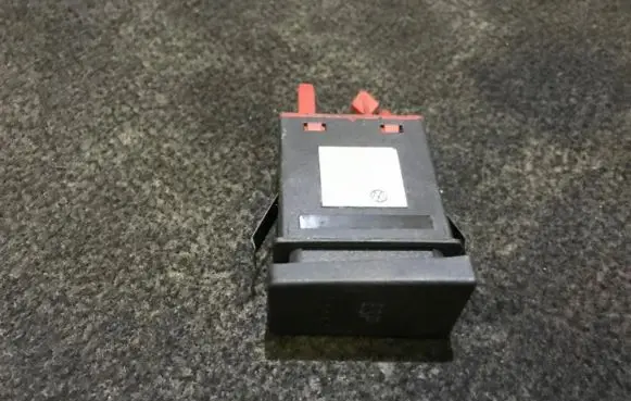 Volkswagen PASSAT B5.5 ESP (stability program) switch 3b0927134a
