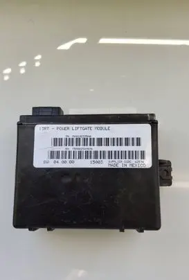 Chrysler Town u0026 Country V Tailgate/trunk control unit/module P68192335AA