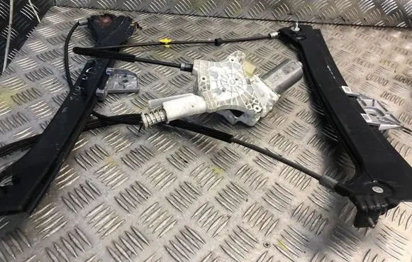 Mercedes-Benz CLK A209 C209 Front door window regulator with motor 2308200942