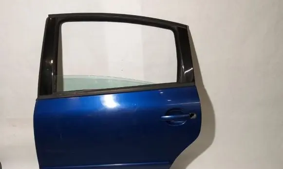 Volkswagen PASSAT B5 Rear door 