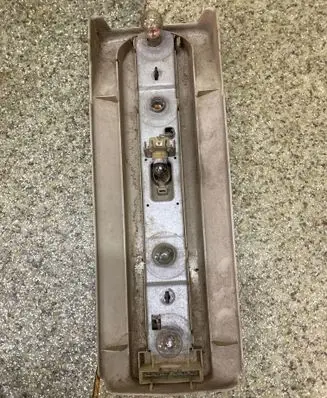 BMW 3 E30 Tail light bulb cover holder 130047