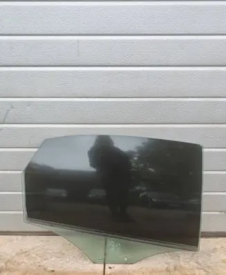 Audi A4 S4 B8 8K Rear door window glass 43R001582