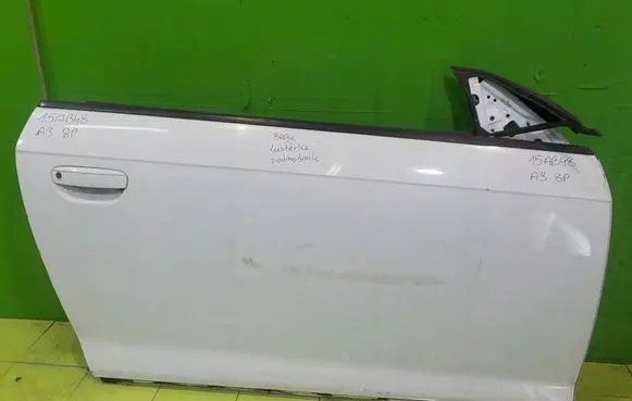 Audi A3 S3 8P Front door PRZOD PRAWE