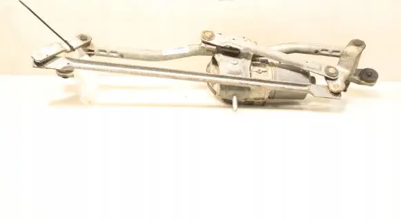 Audi A3 S3 8P Front wiper linkage and motor 0390241783