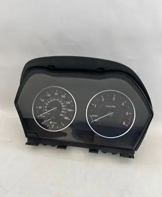 BMW 1 F20 F21 Speedometer (instrument cluster) 9287468 17649411 24743482