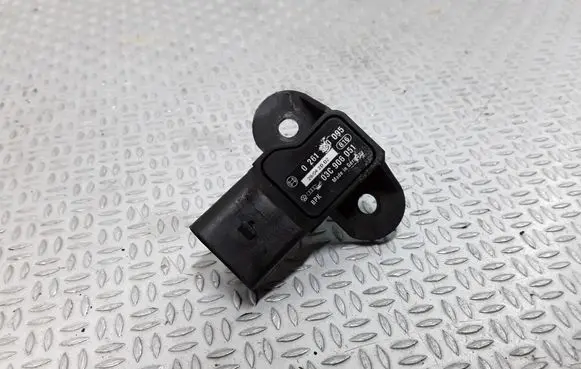 Volkswagen Golf V Air pressure sensor 03C906051