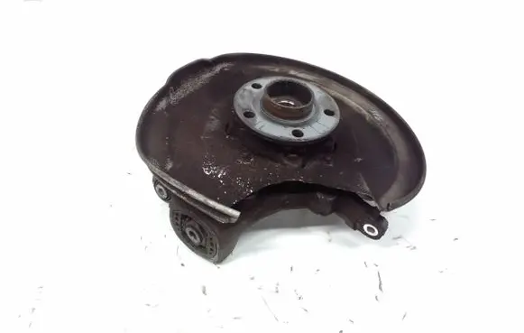 Rear wheel hub spindle/knuckle