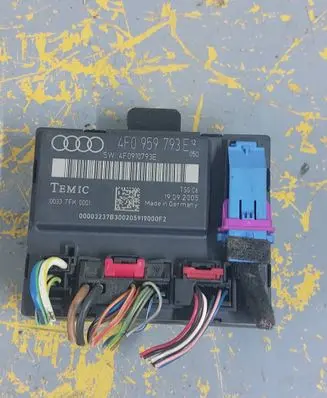 Audi A6 S6 C6 4F Door control unit/module 4F0959793E