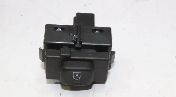 Volvo V60 Central locking switch button 31343107