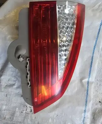 Ford Mondeo Mk III Rear/tail lights 0374D