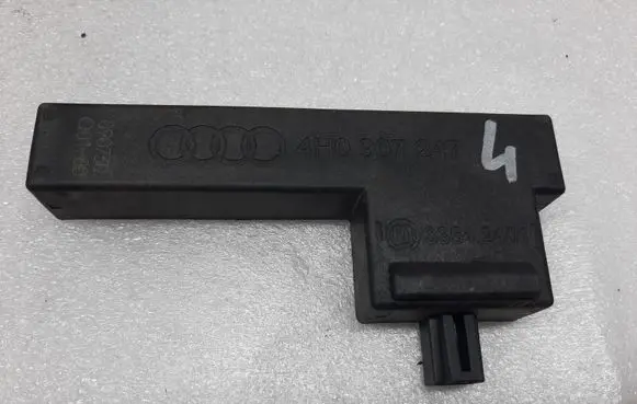 Audi A8 S8 D4 4H Keyless system antenna 4H0907247