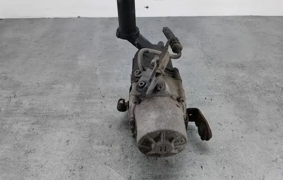 Citroen C4 I Power steering pump 21601861