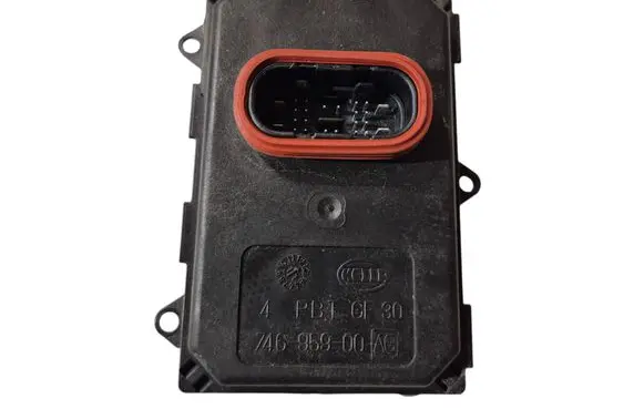 Volkswagen Touareg II Headlight ballast module Xenon 8U0941329