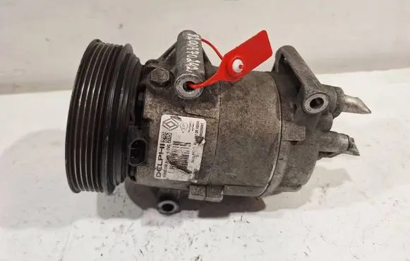 Renault Megane II Air conditioning (A/C) compressor (pump) 8200470242