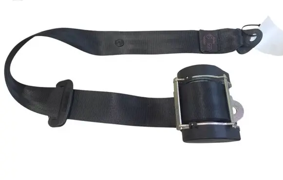 Middle seatbelt (rear)