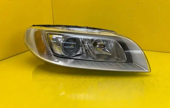Volvo XC70 Headlight/headlamp 31420014
