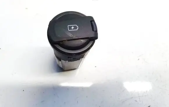 Hyundai Ioniq USB socket connector 96125g2000 96125-g2000