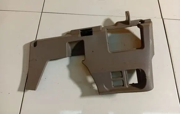 Nissan Almera Tino Other interior part 68106BU200