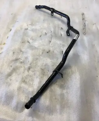 Audi A4 S4 B9 8W Engine coolant pipe/hose 06n121075c