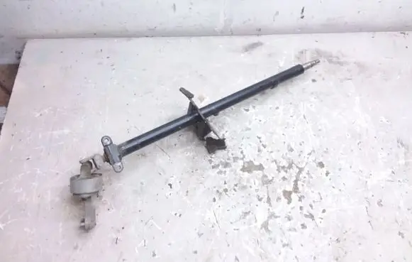 Steering wheel axle set