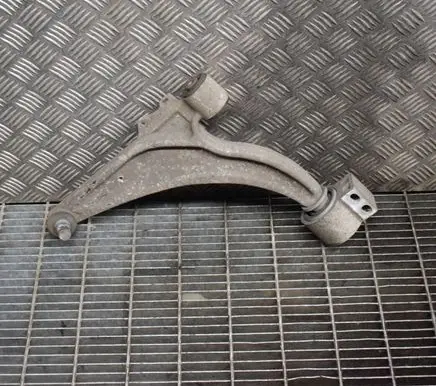 Chevrolet Volt I Front lower control arm/wishbone