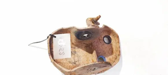 Ford Fiesta Bracket in trunk/boot 