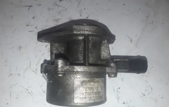 Renault Scenic II - Grand scenic II Vacuum pump 8209113585 72238912D 04T0270589