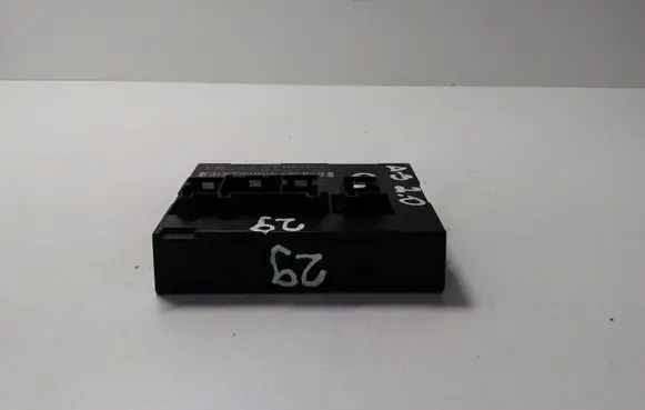 Audi A3 S3 8P Comfort/convenience module 8P0959433C 05700610