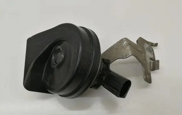 Volkswagen PASSAT B8 Horn signal 3G0951182 5Q0951223