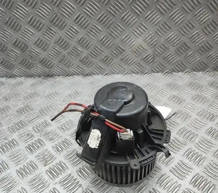 Volkswagen Crafter Heater fan/blower A0008356007 2E0819987