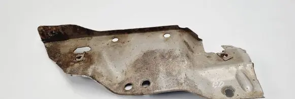 Renault Scenic I Fender mounting bracket